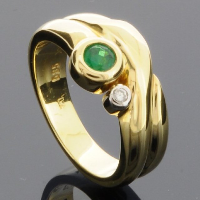 RASK wm160434019 2 stens ring 14K guld 585 Diamant 0.02ct. og Smaragd
