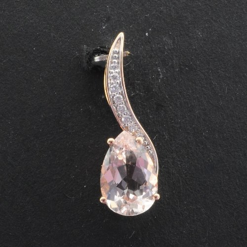 RASK wm 247947019 Vedhæng med Morganit 9x6mm og  Diamanter W-SI 0.03ct